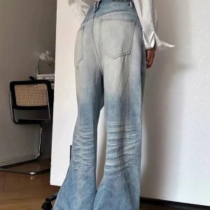 Distressed Light-Wash Wide-Leg Jeans for Y2K Vintage Street Style Outfits