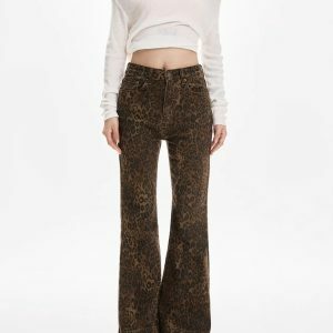 High-Waisted Leopard Flare Jeans - Y2K Vintage Winter Outfits for Women