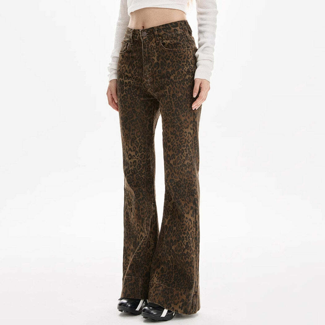 High-Waisted Leopard Flare Jeans - Y2K Vintage Winter Outfits for Women