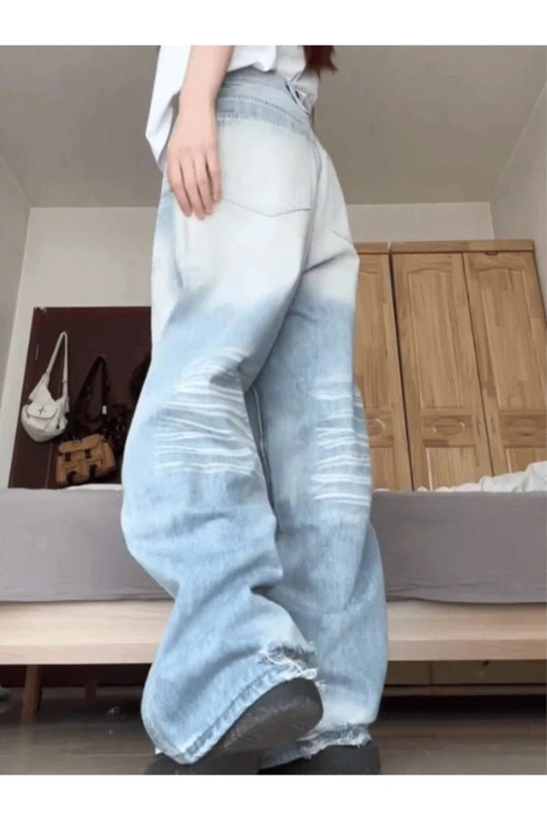 Light Wash Oversized Baggy Jeans - Y2K Vintage Street Style Outfits