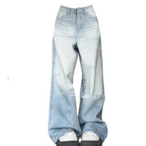 Light Wash Oversized Baggy Jeans - Y2K Vintage Street Style Outfits