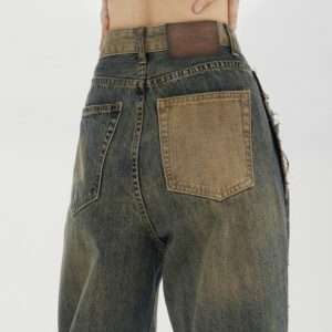 Washed Brown Jeans with Contrast Pocket - Y2K Vintage Street Style Outfit