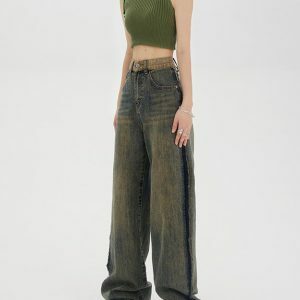 Washed Brown Jeans with Contrast Pocket - Y2K Vintage Street Style Outfit